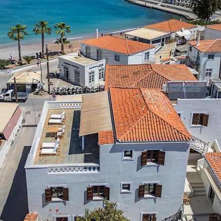 Teresa Spetses Hotel Exterior foto
