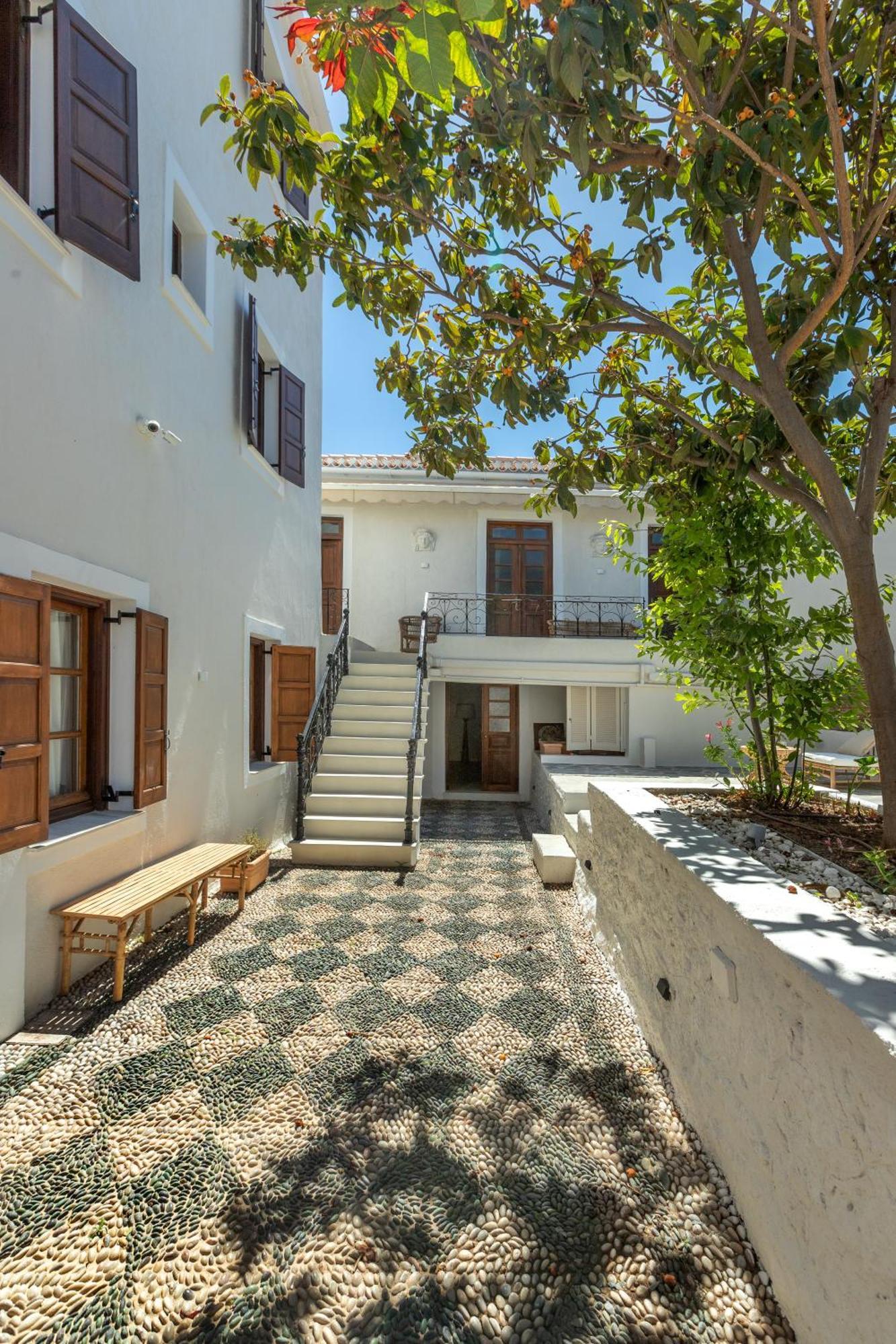 Teresa Spetses Hotel Exterior foto